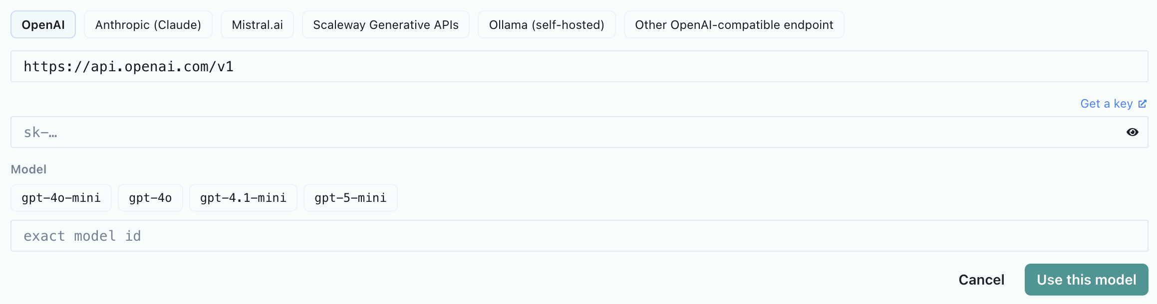 Připojení vašeho vlastního API klíče k schopnosti v režimu Custom